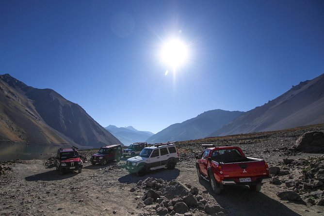 Embalse el Yeso and Termas del Plomo in semi-private 4x4 - From Santiago into Cajón del Maipo