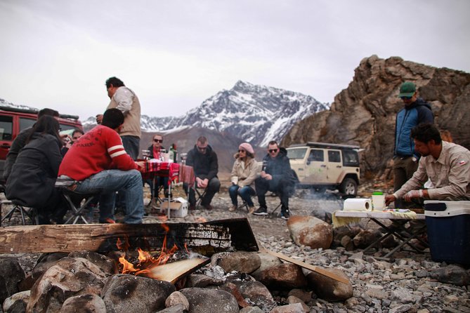 Embalse el Yeso and Termas del Plomo in semi-private 4x4 - Should you book Embalse El Yeso and Termas del Plomo?