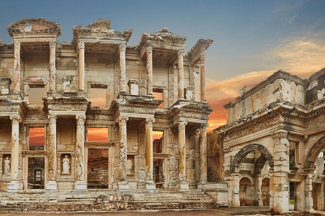 Ephesus and Pamukkale Full-Day Private Tour from Istanbul by Plane - Walking the white travertines