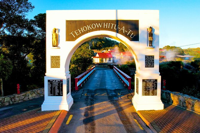 Ex Auckland: Rotorua Māori Village with Haka and Hot Springs - Key points to know before booking