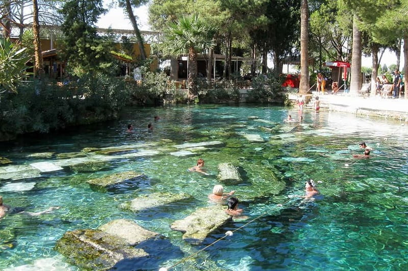Fethiye: Pamukkale Hot Spring & Hierapolis Small-Group Tour - The travertines and the Cotton Castles