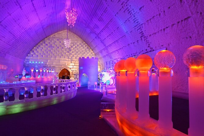 Fire & Ice: Chena Hot Springs, Ice Museum + Aurora Adventure - From Fairbanks to Chena Hot Springs at night