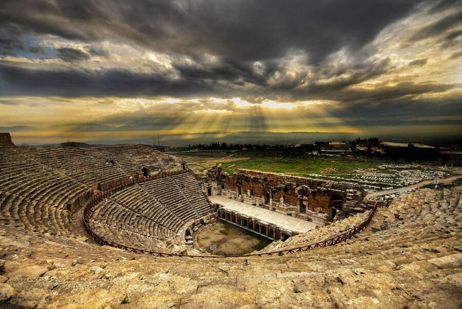 From Alanya: Pamukkale and Hierapolis Day Trip with Lunch - Hierapolis, the Roman city above the pools