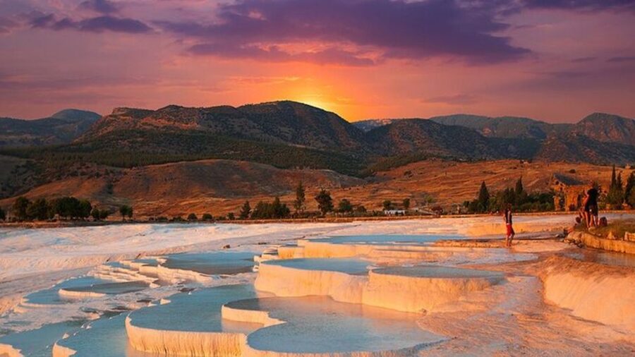 From Bodrum: Full-Day Pamukkale Tour with Lunch - Walking through Hierapolis for 90 minutes