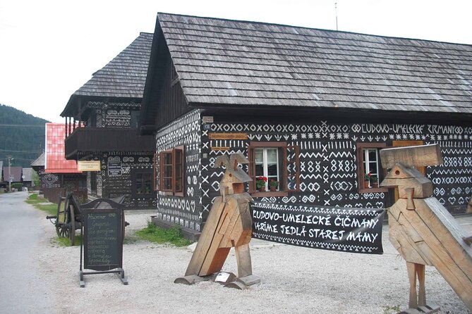 From Bratislava: Cicmany tour with Thermal Bath Entrance - Rajecká Lesná and a Bethlehem with moving figures