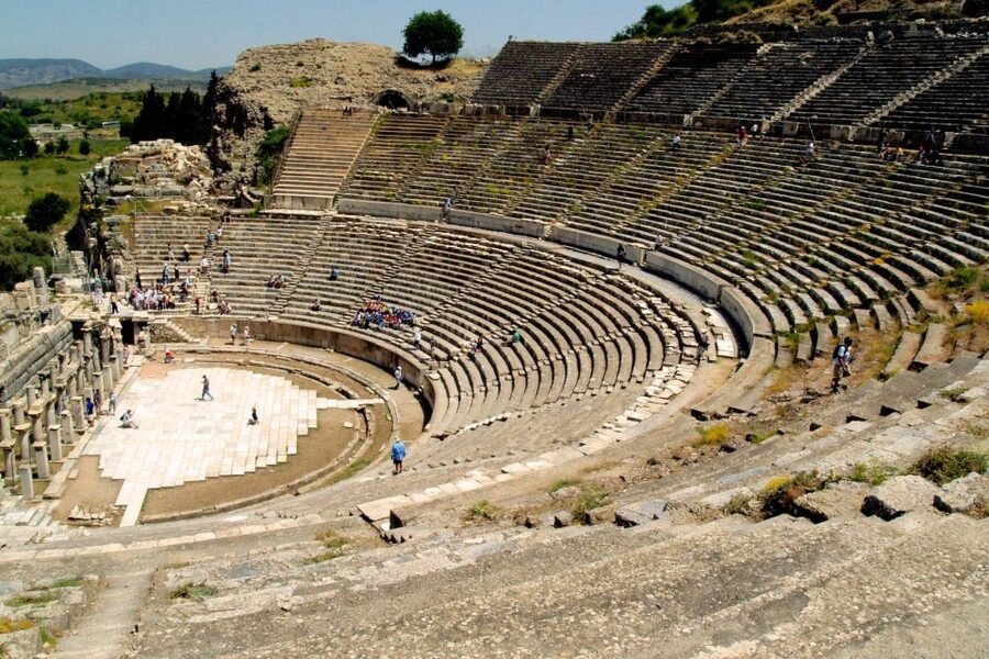 From Istanbul: 2-Day Ephesus, Pamukkale, & Hierapolis Tour - Walking through Ephesus, from the Temple of Artemis to the Great Theater