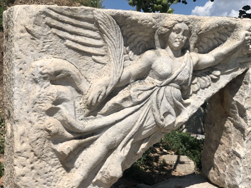 From Istanbul: 2 Days Private Pamukkale and Ephesus Tour - Day one at Pamukkale: white terraces and warm water