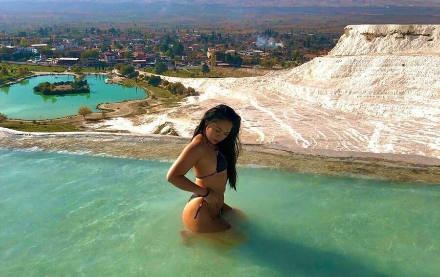 From Izmir: Guided Pamukkale Full-Day Tour with Lunch - The travertines and the current pool closure