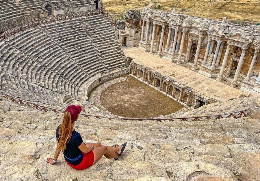 From Izmir: Guided Pamukkale Full-Day Tour with Lunch - Who should book this day trip