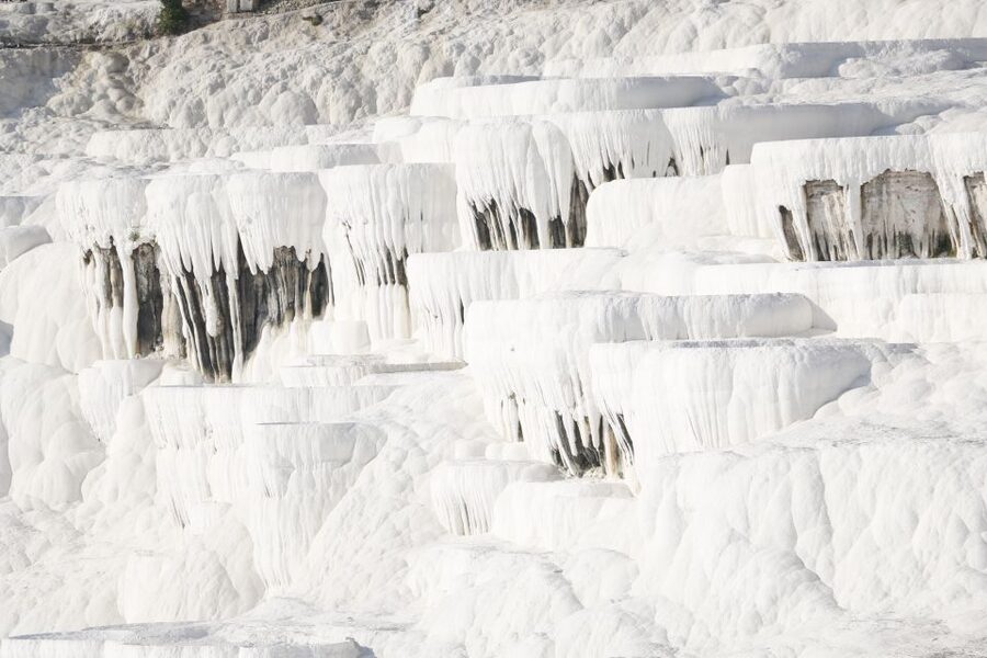 From Izmir: Pamukkale Day Trip with Lunch - Entering Hierapolis through the Domitian Gate