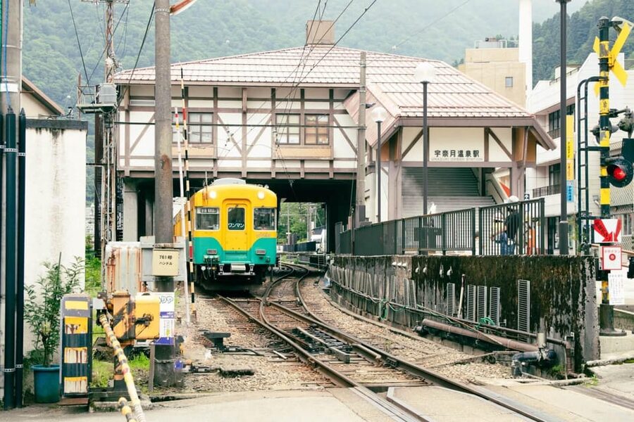 From Kanazawa: Kurobe Gorge & Unazuki Onsen Full-Day Tour - Who should book this day?