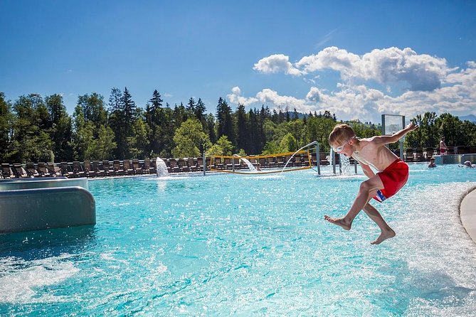 From Krakow: Zakopane Tatra Mountains & Thermal Baths Private Tour - Three hours around Krupowki Street