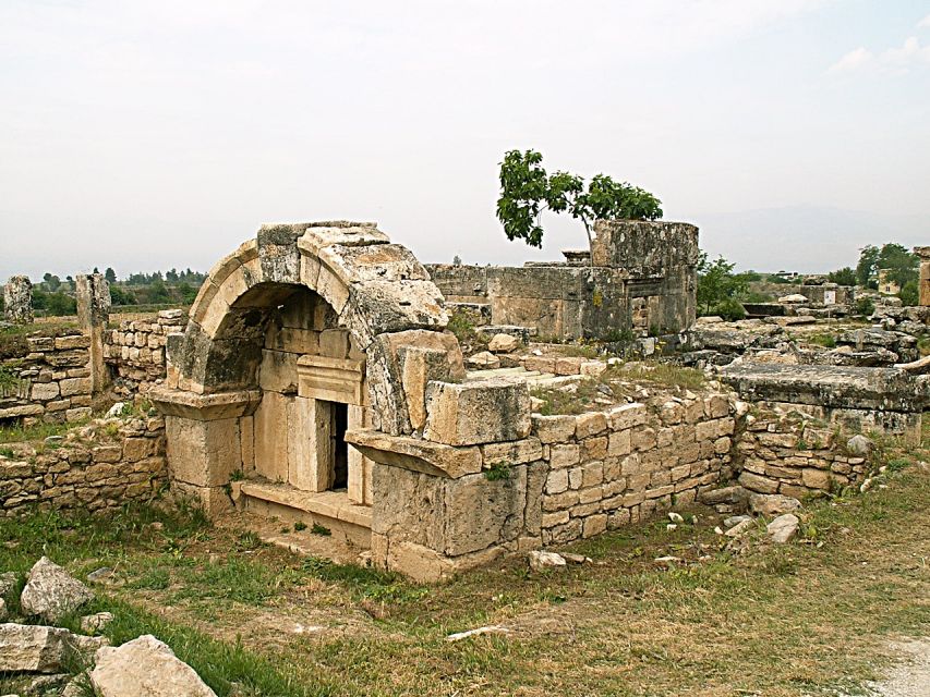 From Kusadasi and Selcuk: Pamukkale and Hiearapolis Tour - How much time do you really get at Pamukkale?