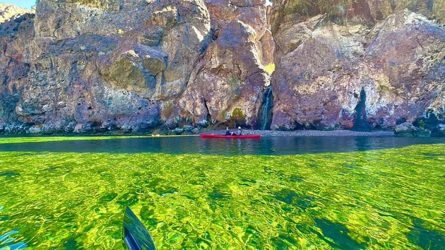 From Las Vegas: Hoover Dam Kayak Trip with 6 Hot Springs - Arizona Hot Springs and the first soaking stops
