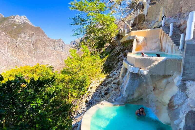 From Mexico City: Tolantongo Hot Springs Day Trip with Guide - Tolantongo at a glance