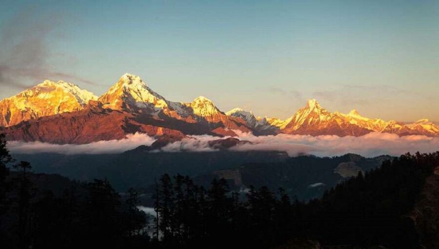 From Pokhara: 5-Day Annapurna Basecamp Trek with Hot Springs - Day one: Pokhara to Jhinu Danda, then Sinuwa