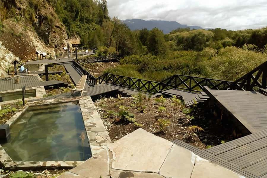 From Puerto Varas: Full Day to Termas del Sol & Cochamo Valley - FAQ