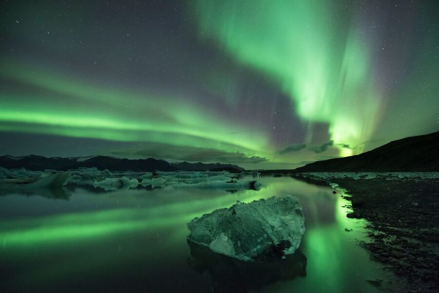 From Reykjavik: Blue Lagoon and Northern Lights Tour - How the Northern Lights hunt works