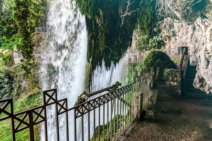 From Thessaloniki: Pozar Thermal Baths and Edessa Day Trip - Two hours at Pozar Thermal Baths
