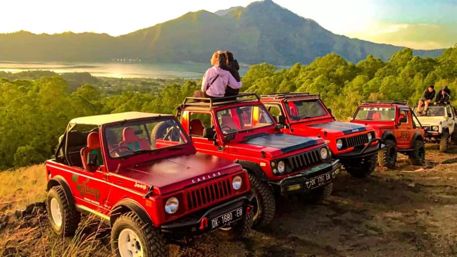 From Ubud: Mount Batur Shared Jeep Sunrise & Hot Spring Tour - Mount Batur before dawn: what the morning feels like