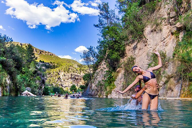 From Valencia: Montanejos Thermal Spring & Girlfriend Waterfall - The ride to Montanejos and the first walk