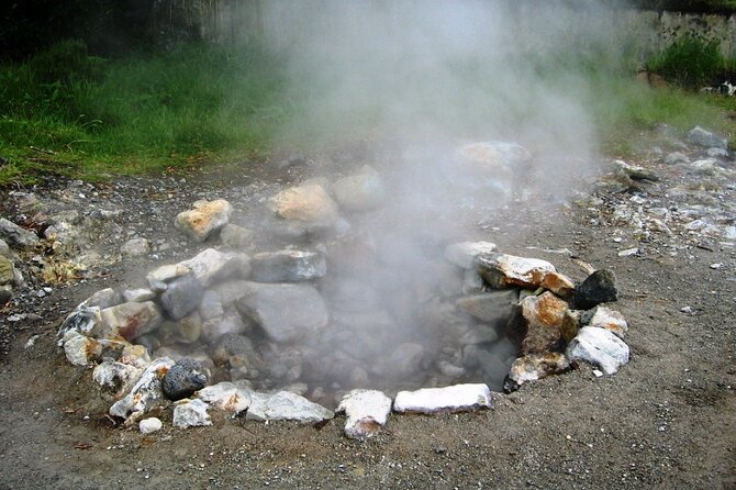 Full-Day Furnas Adventure: Lake, Fumaroles and Thermal Pools - Food, Clothing, and What to Bring