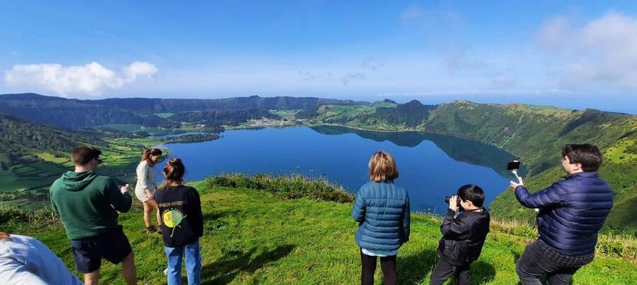 Full day Furnas | Hotsprings | Thermal Baths | Tea Factory - Guides, languages, and the human side of the tour
