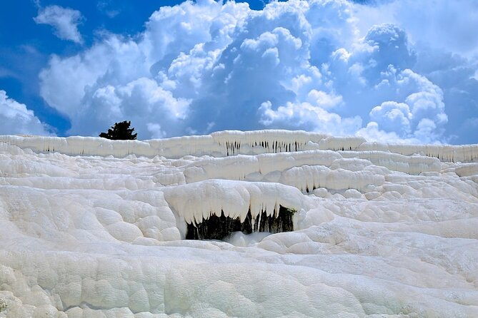 Full-Day Guided Tour in Pamukkale and Salda Lake - Pamukkale and Hierapolis: two sights in one
