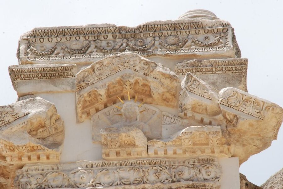 Full-Day Private Pamukkale and Hierapolis Tour from Istanbul - What the $567 price really covers