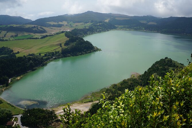 Full-Day Private São Miguel Tour with Furnas and Hot springs - Lagoa das Furnas and the underground Cozido