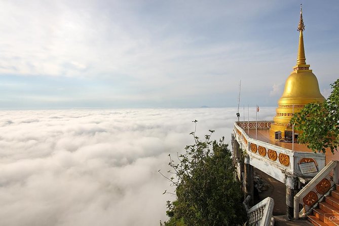 Full-Day Tour to Emerald Pool, Hot Springs & Tiger Cave Temple from Krabi - How much guiding will you receive?
