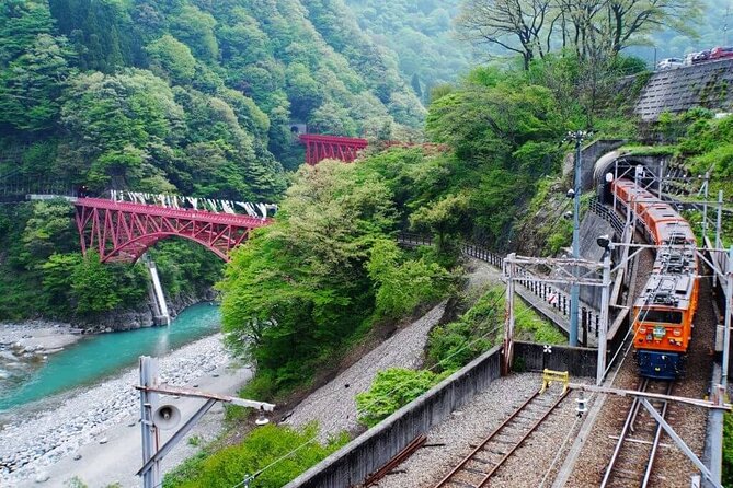 Full Day Tour to Kurobe Gorge and Unazuki Onsen from Kanazawa - What the guide adds