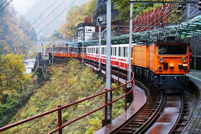 Full Day Tour to Kurobe Gorge and Unazuki Onsen from Kanazawa - Unazuki Onsen and its old resort-town character