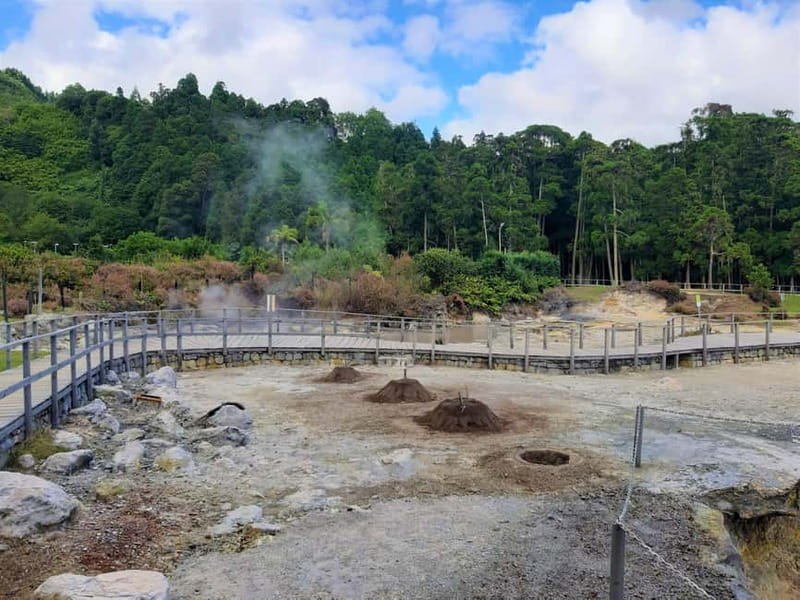 Furnas: Hot Springs, Crater Lake & Geothermal Wonders - Terra Nostra: garden paths and an iron-rich pool