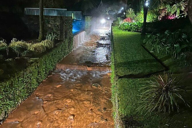 Furnas: Mystic Tour (w/Dinner) - Hot Springs - Poça da Dona Beija after dark