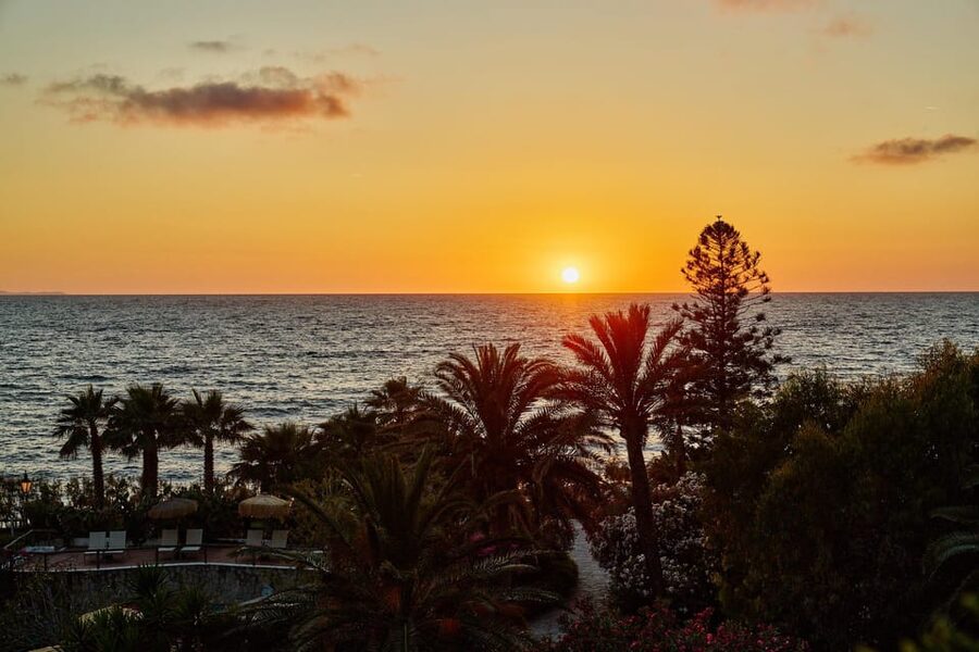 Giardini Poseidon Terme: Dal porto di Napoli - Who will enjoy this Ischia day trip?
