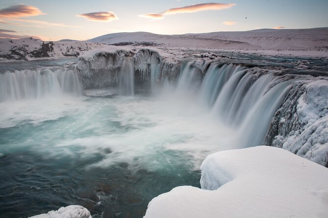Goðafoss and Húsavík with a stop at the Geosea Baths - Two hours at GeoSea Baths