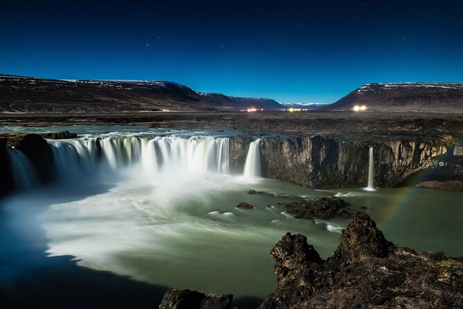 Goðafoss and Húsavík with a stop at the Geosea Baths - What the $88 price really covers