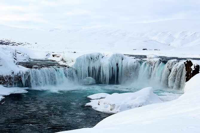 Goðafoss and Húsavík with a stop at the Geosea Baths - Who will enjoy this tour most