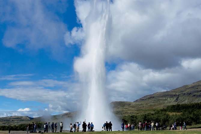 Golden Circle and Fontana Geothermal Spa Day Trip from Reykjavik - Fontana turns sightseeing into a warm finish