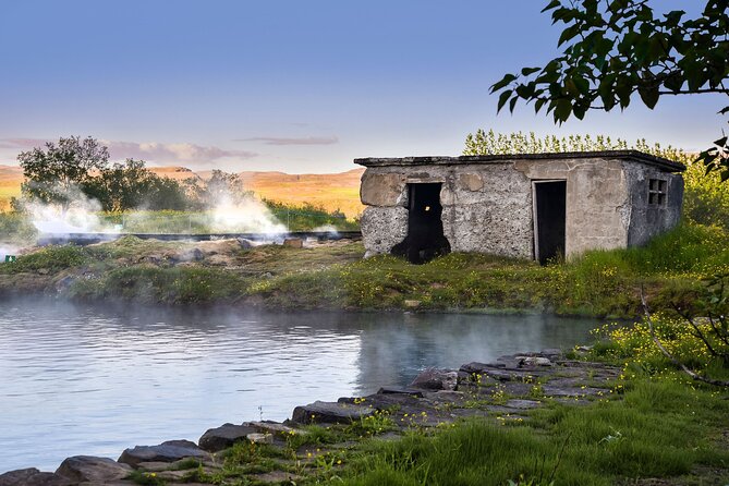 Golden Circle Classic Tour with Secret Lagoon Relaxation - Why this Golden Circle day works so well