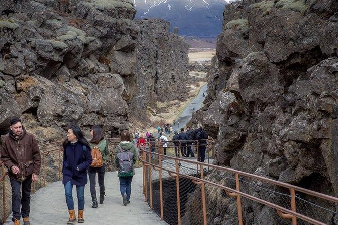 Golden Circle, Secret Lagoon & Kerið Small Group Tour - Guides can make or break the long drives