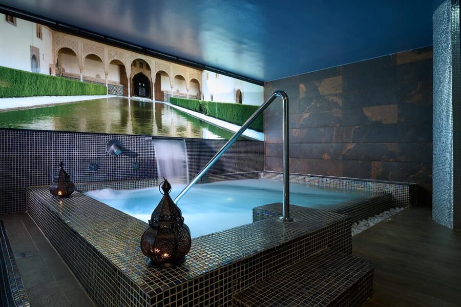 Granada: Thermal Spa Circuit with Optional Massage - Using the sauna, steam bath, and showers