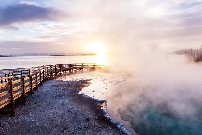 Guided Yellowstone Hot Spring & Geyser Basin Tour - Old Faithful gets the longest stop