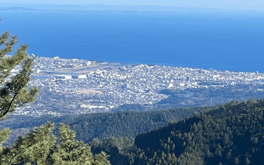 Hakone: Traverse the Hakone Caldera and Enjoy Onsen - Fuji views are a bonus, not a promise