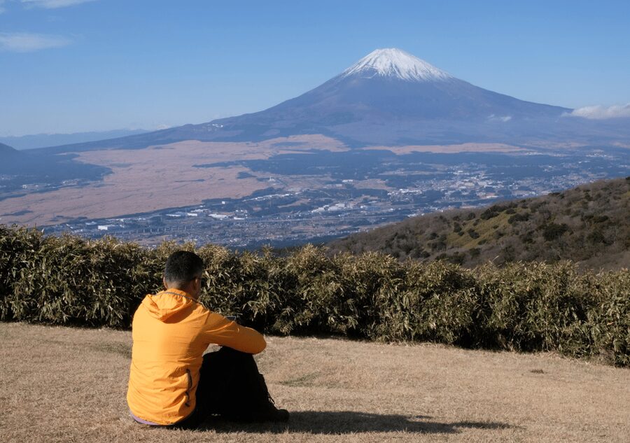 Hakone: Traverse the Hakone Caldera and Enjoy Onsen - Starting at Hakone Yumoto Station at 8:45