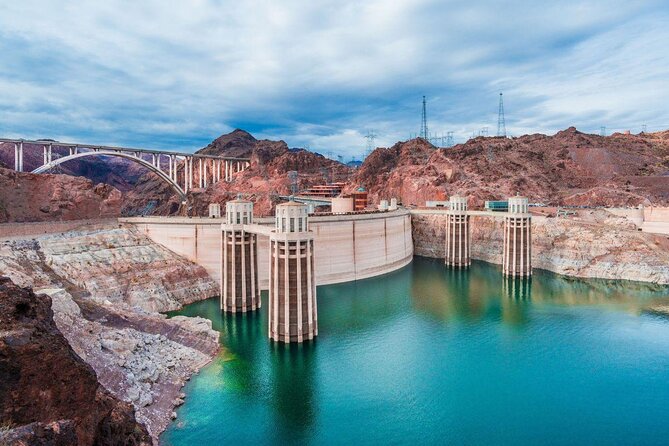 Hoover Dam Kayaking Trip, 6 Hot Springs, 6 Caves, 4 Waterfalls - Key points to know before booking