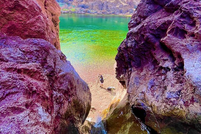 Hoover Dam Kayaking Trip, 6 Hot Springs, 6 Caves, 4 Waterfalls - Why the Hoover Dam launch matters