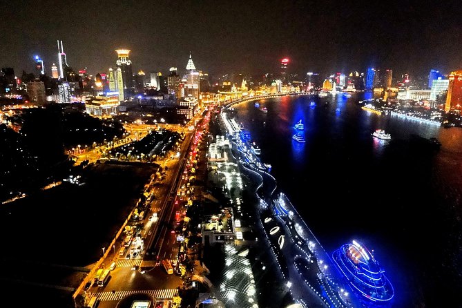 Hot Pot Dining Experience with Hot Spring Bathing or River Cruise in Shanghai - Choosing between hot springs and the Huangpu River