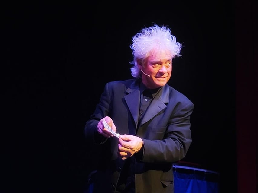 Hot Springs: The Maxwell Blade Theatre of Magic - Timing, comfort, and practical planning